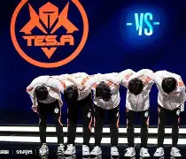 HLE横扫HKA，Ming团战一打五激烈交锋成都决赛之夜，引爆全场热议