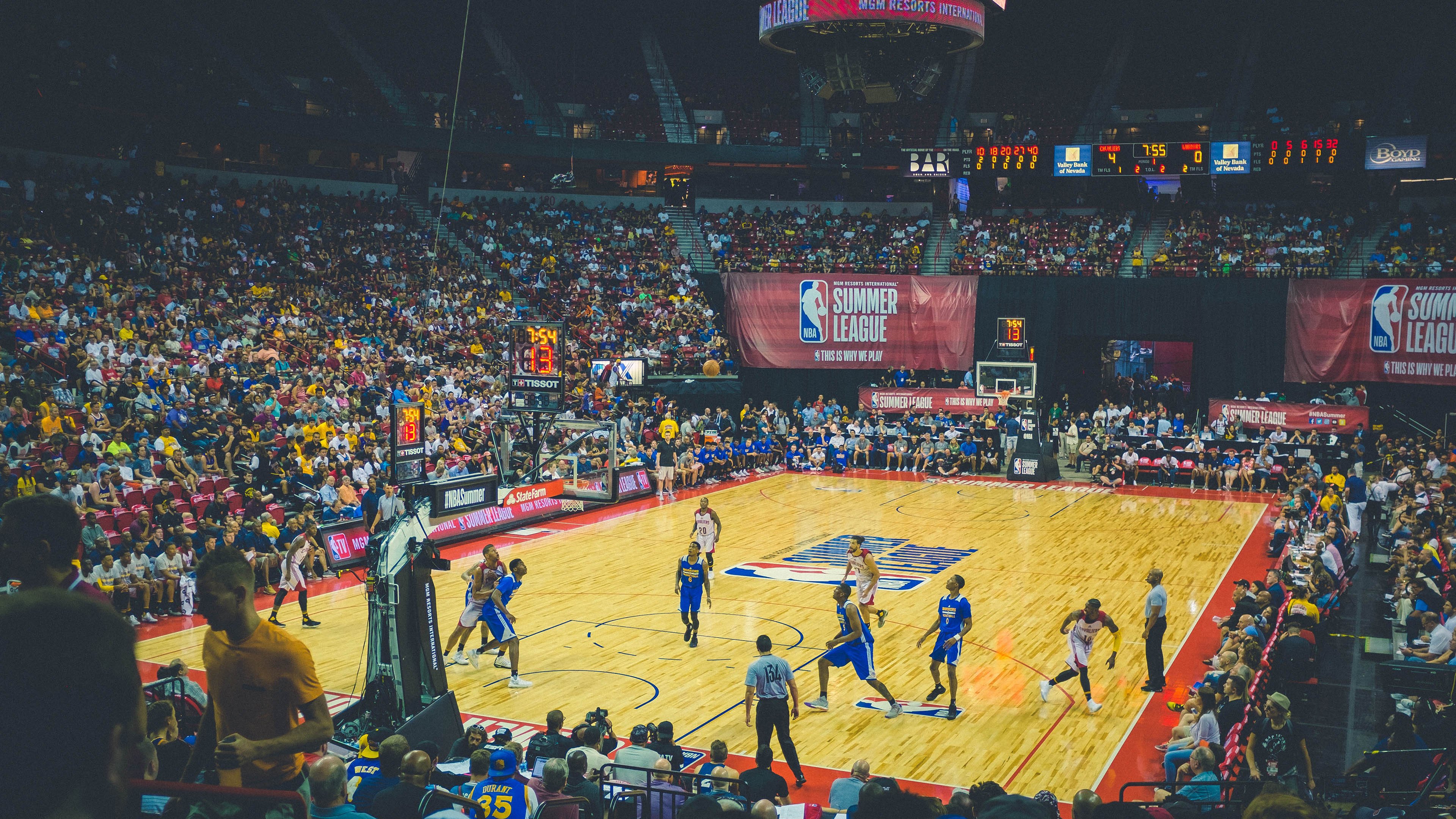 双线狂飙！广厦团队篮球轻取吉林，莫兰特单骑救主引爆世界排名战